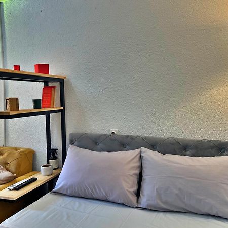 Chic Old Town Studio With Patio SJJ Exterior foto