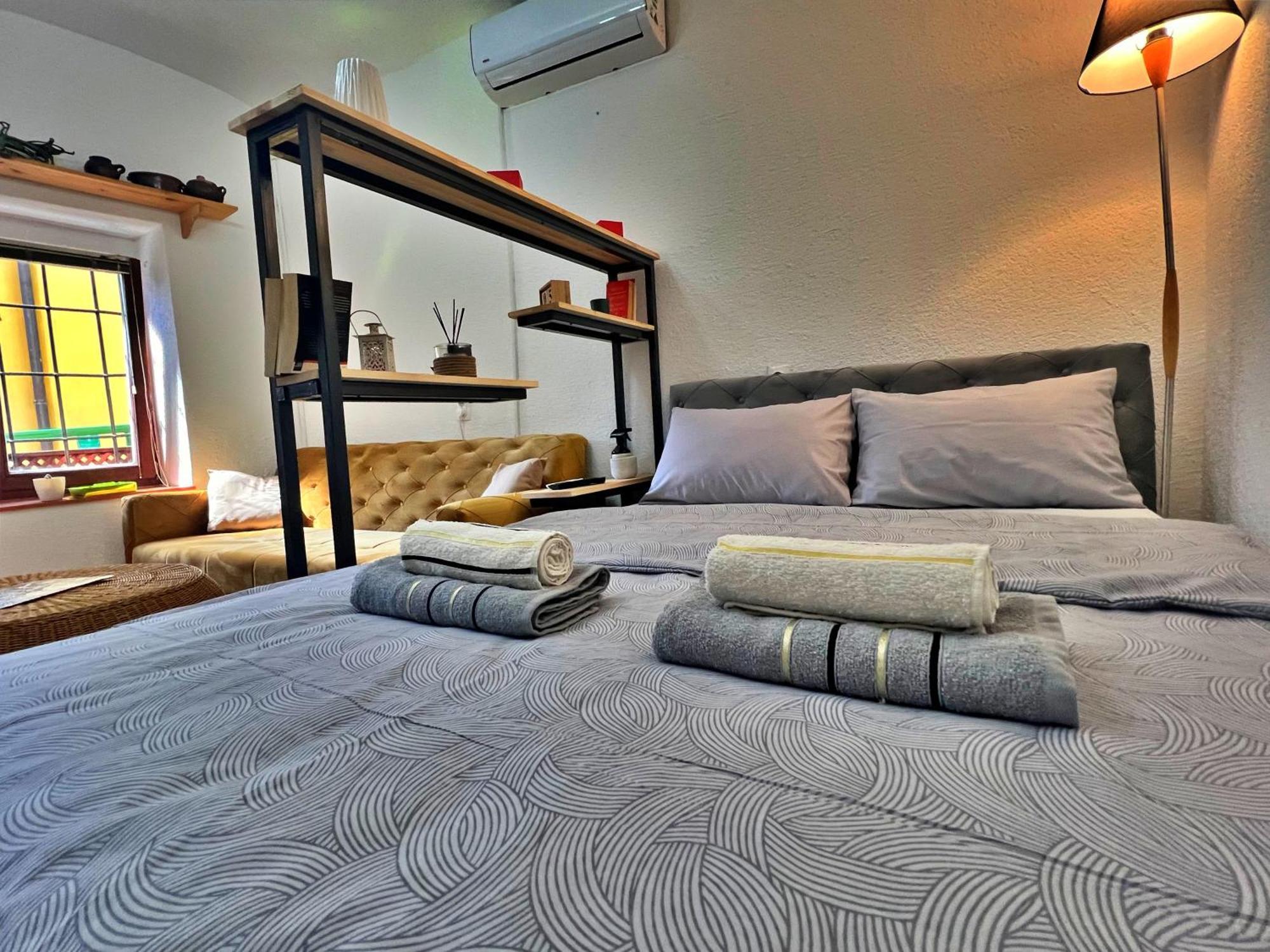 Chic Old Town Studio With Patio SJJ Exterior foto